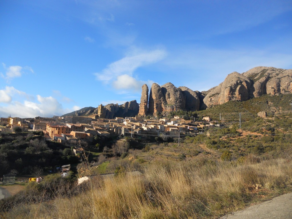 Escalada en los Mallos de Agüero, Hoya de Huesca
