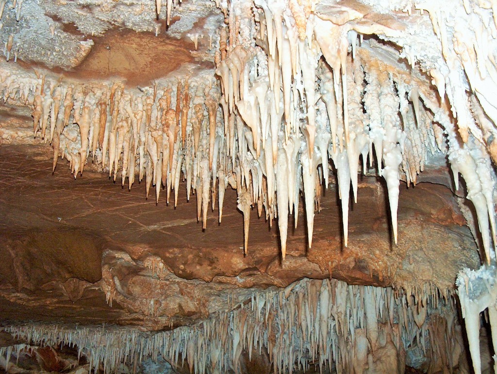 Monumento Natural Cuevas de Fuentes de León, Badajoz