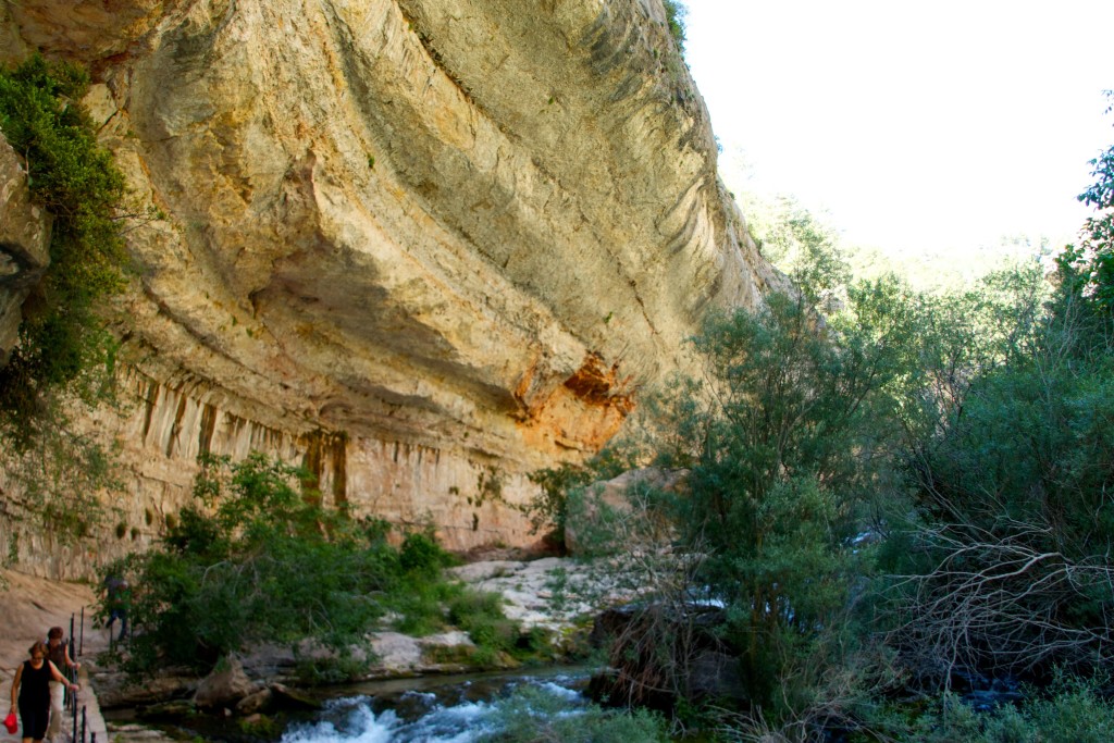 Monumento Natural Nacimiento del Río Pitarque, Maestrazgo (Teruel)