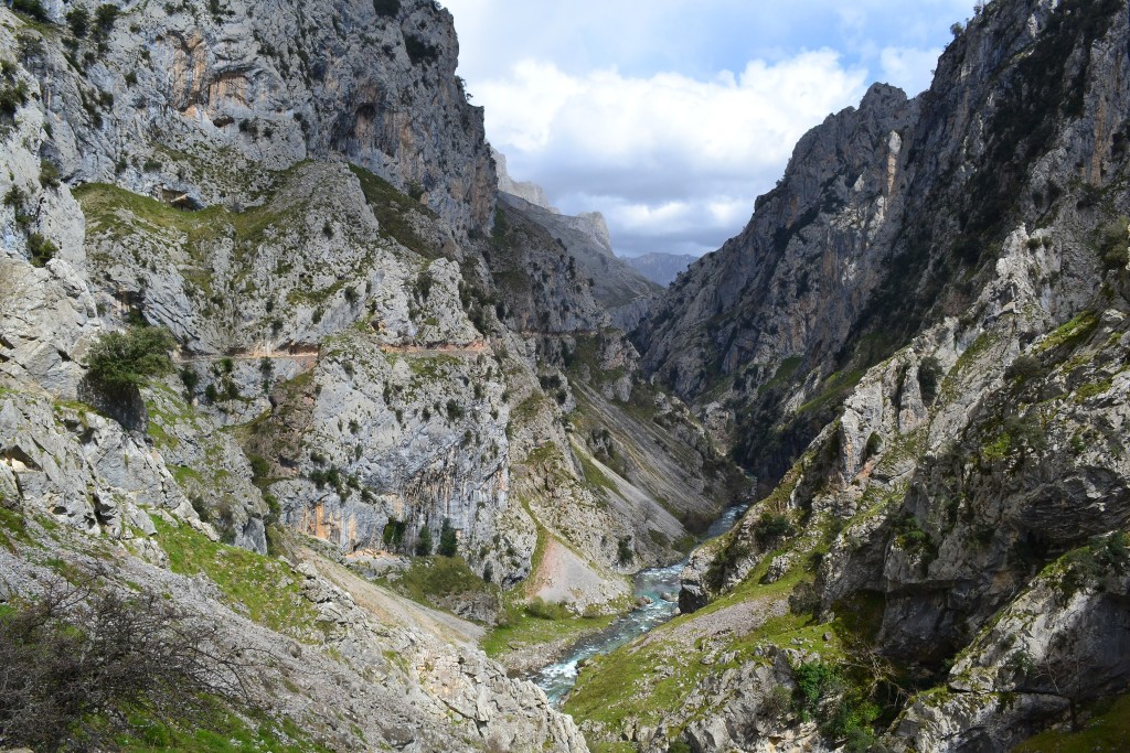Ruta del Cares, Caín-Poncebos, Picos de Europa