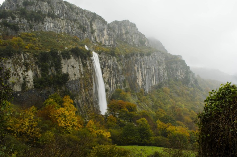 Senderismo en el Parque Natural Collados del Asón, Cantabria
