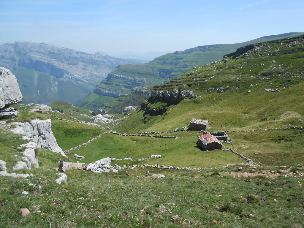 Senderismo en el Parque Natural Collados del Asón, Cantabria