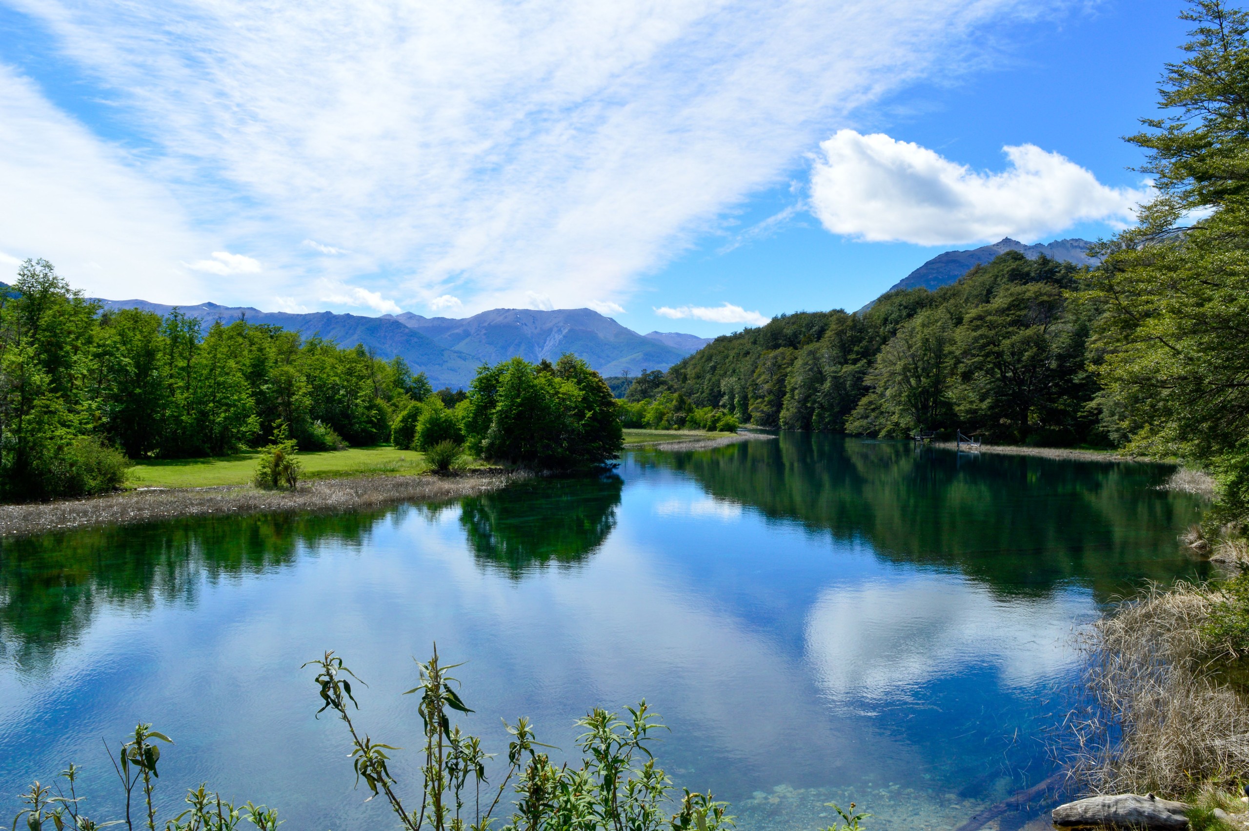 Río o lago próximo