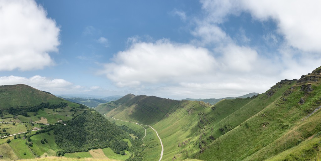 Valles Pasiegos, Cantabria — Naturaleza y cultura pasiego en el corazón verde de Cantabria