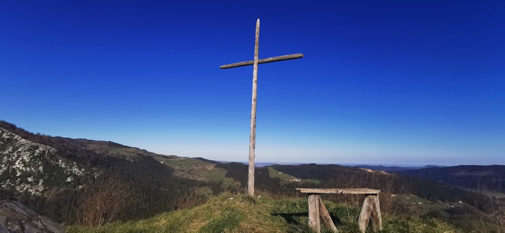 Valles Pasiegos, Cantabria — Naturaleza y cultura pasiego en el corazón verde de Cantabria