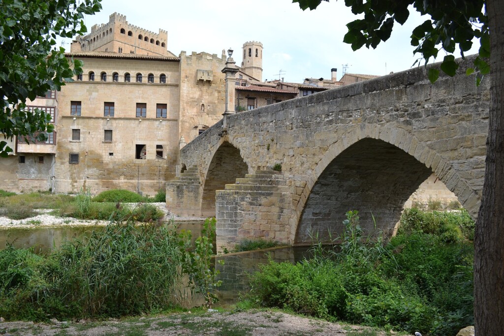 Valderrobres desde el río Matarraña