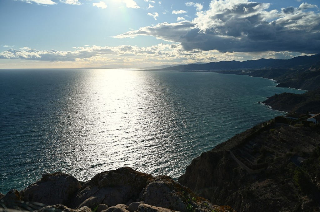 Los acantilados de Maro-Cerro Gordo, en Nerja