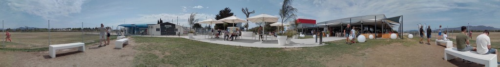 Paracaidismo en Empuriabrava: salto en tándem sobre la Costa Brava