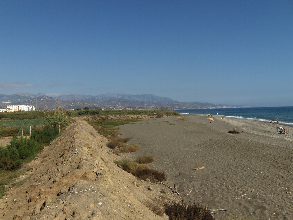 Playa naturista de Almayate, en la costa de Málaga