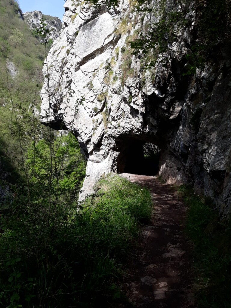 Ruta de Las Xanas: el desfiladero del «pequeño Cares» (Asturias)