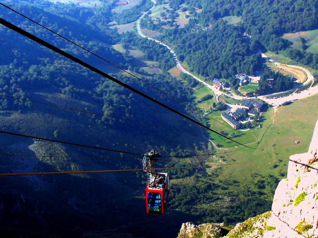 Teleférico de Fuente Dé y el Mirador del Cable