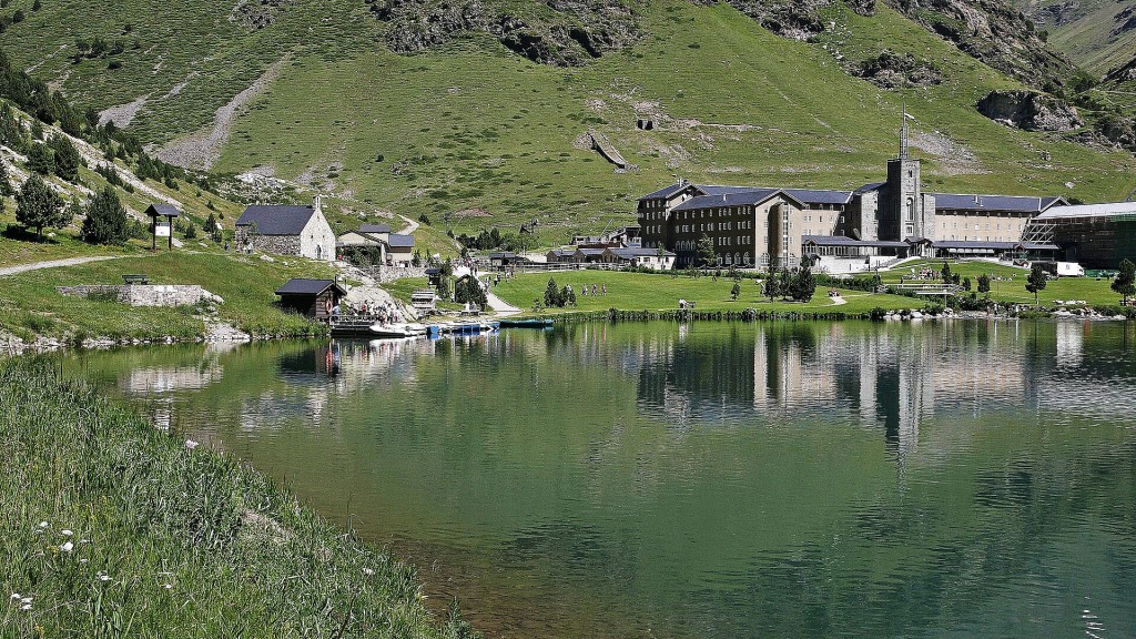 Vall de Núria: cremallera y Camí Vell desde Queralbs
